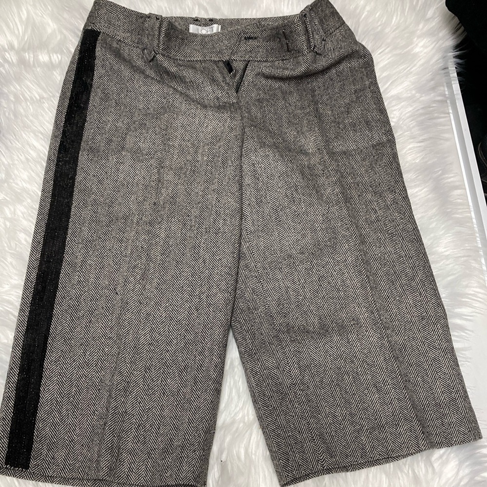 LOFT Gray Herringbone Capris with Black Stripe